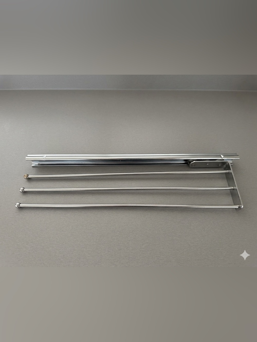 Knape & Vogt 1.31-inch x 4.81-inch x 17.75-inch Pull Out Steel Towel Bar
